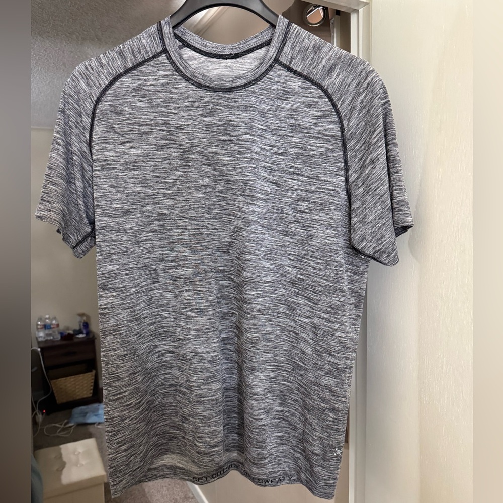 Metal Vent Tech Short-Sleeve Shirt